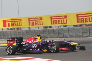 Anche in India, nella prima giornata di prove libere, Sebastian Vettel (Red Bull) è stato il più veloce.
