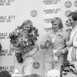 James Hunt e Lord Heskett sul podio del GP degli Stati Uniti del 1974, a Watskin Glen.